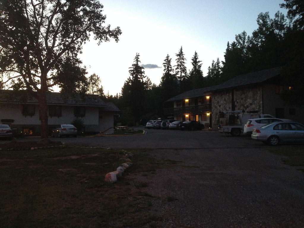 The Gateway Inn Canmore Dış mekan fotoğraf
