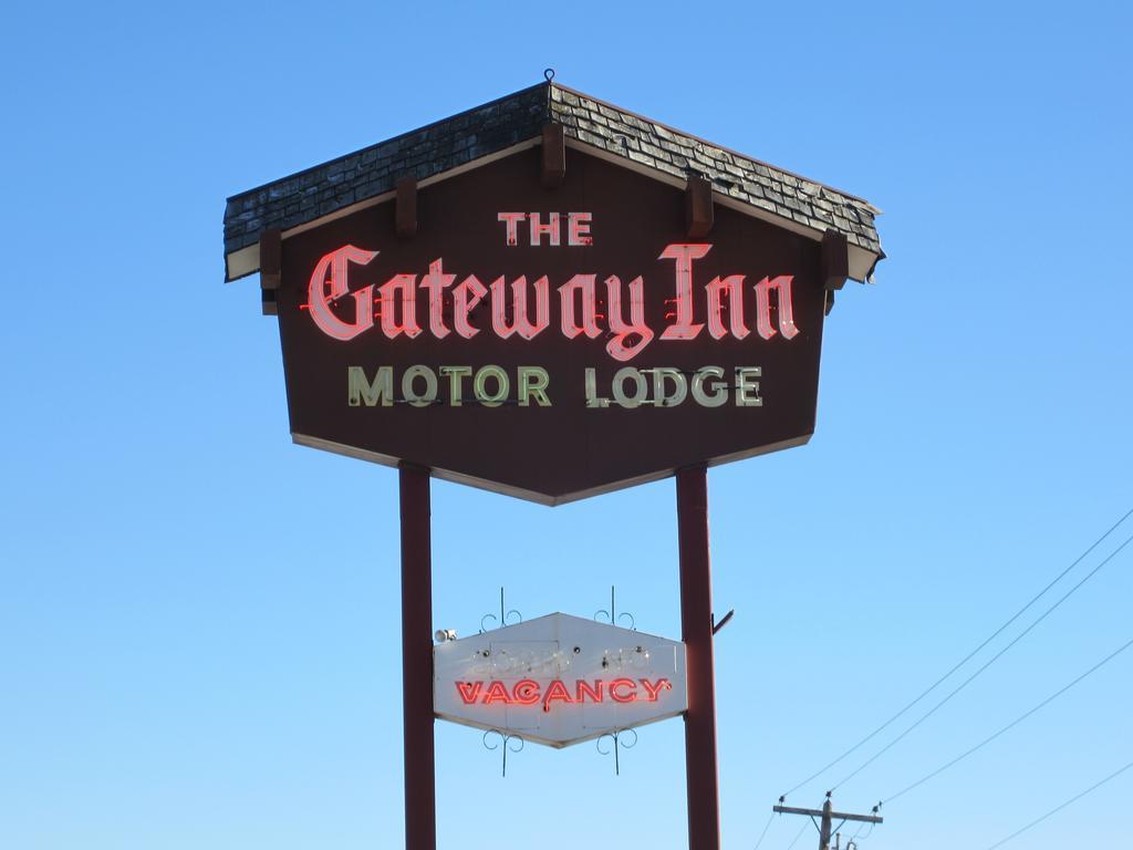 The Gateway Inn Canmore Dış mekan fotoğraf